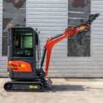 Miniexcavator 1.8 T cu cabina