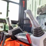 Miniexcavator 1.8 T cu cabina