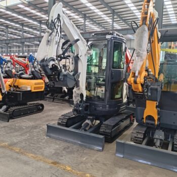 MiniExcavator 2.0 T cu cabina